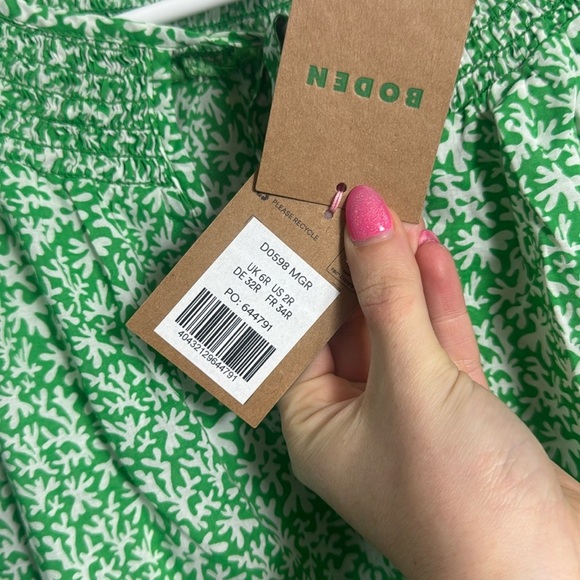 NWT Smocked Neck Beach Kaftan Green Printed Size 2 - Picture 4 of 9